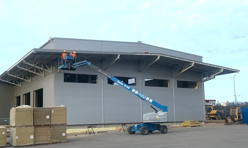 realizacja - Hala serwisowa dla samochodów ciężarowych